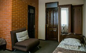 Hotel-Restaurant Complex S Legkim Parom