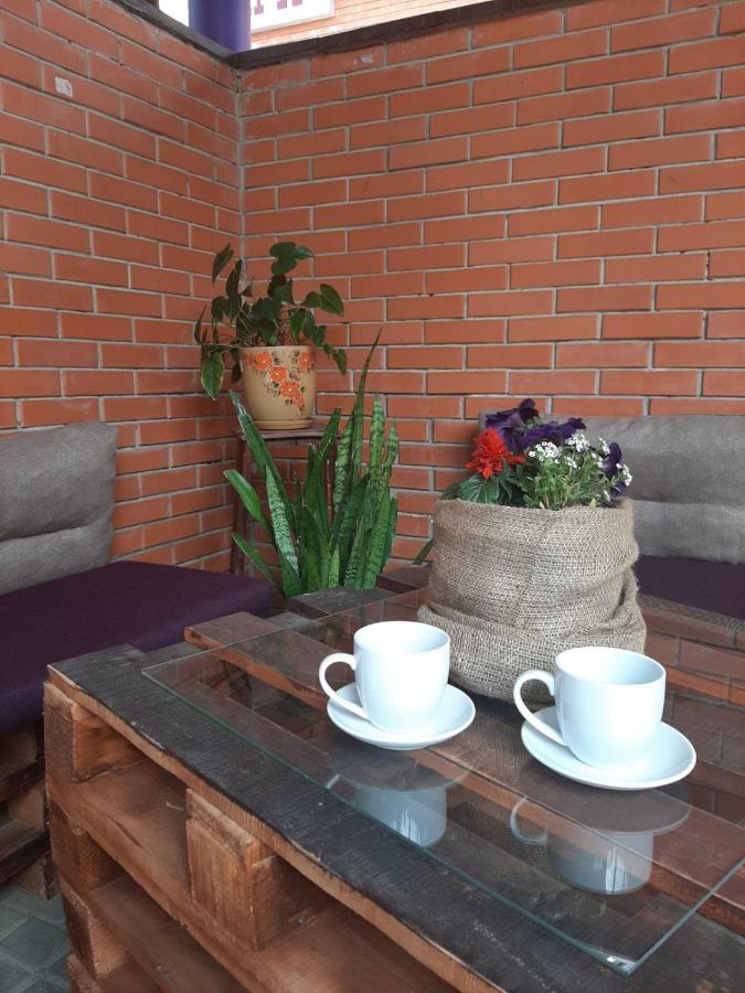 Hotel-Restaurant Complex S Legkim Parom Бровары Экстерьер фото